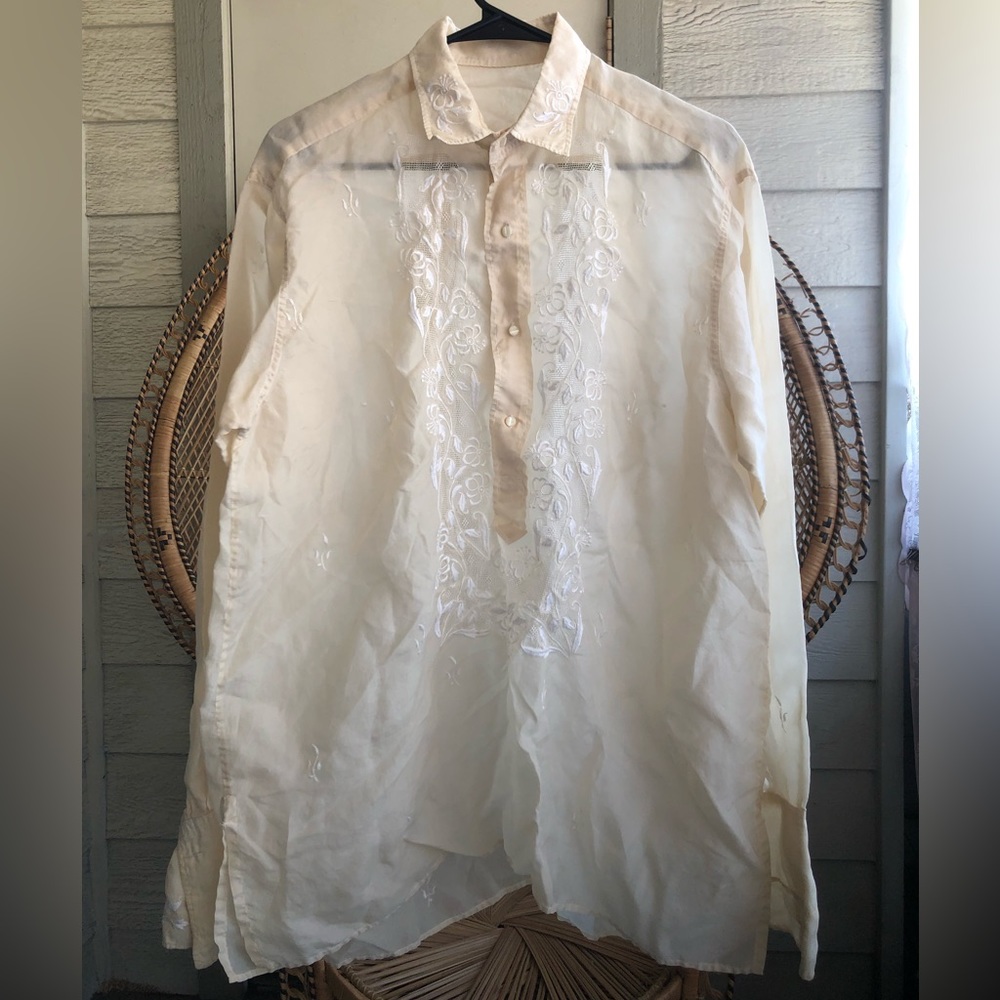 Vintage Cream Long Sleeve Cottagecore Button Up W/White Floral Embroidery